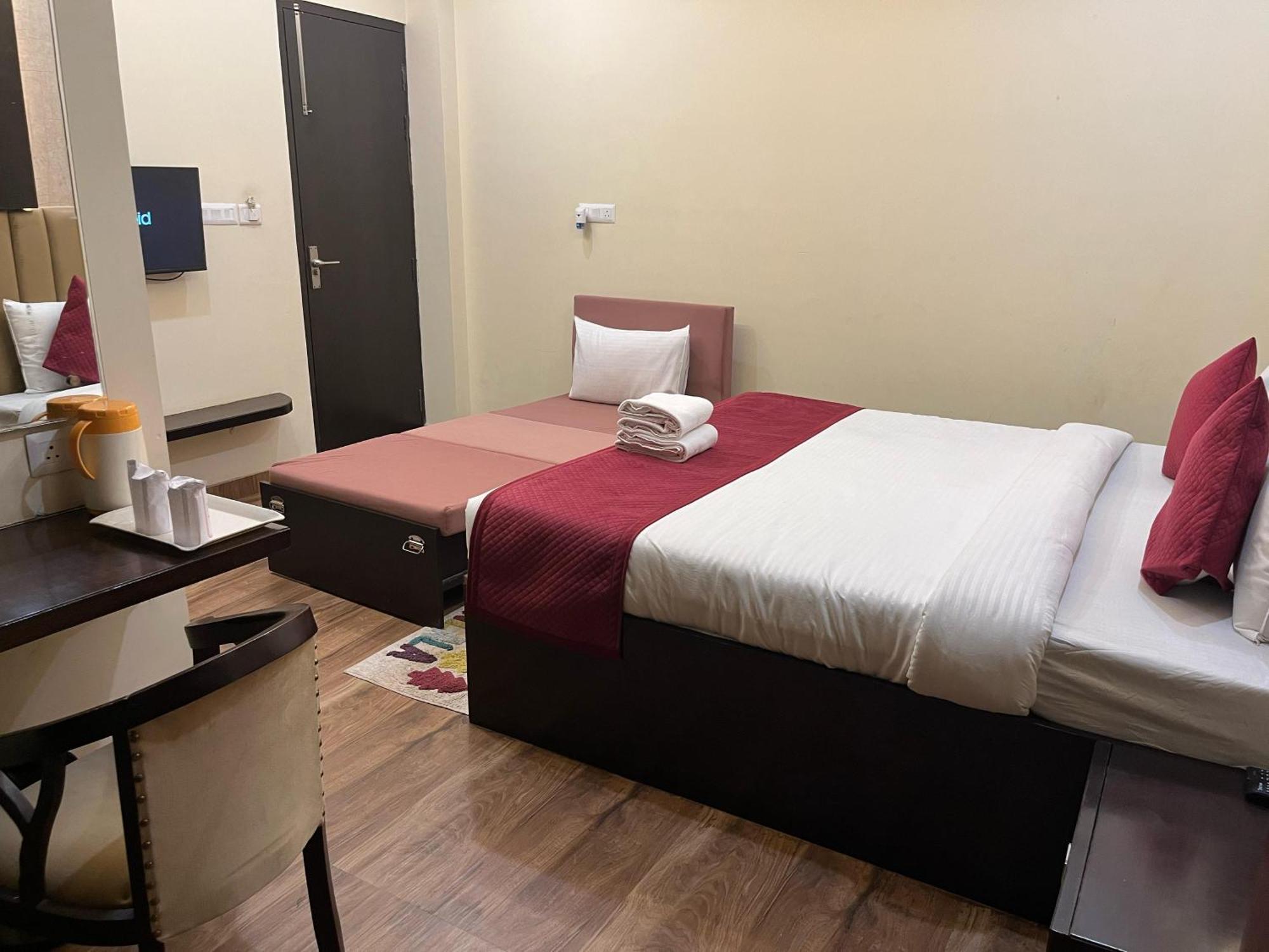 Hotel Mayur Palace Agra  Esterno foto
